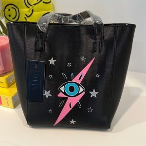 LA|TC Becky Bucket Bag